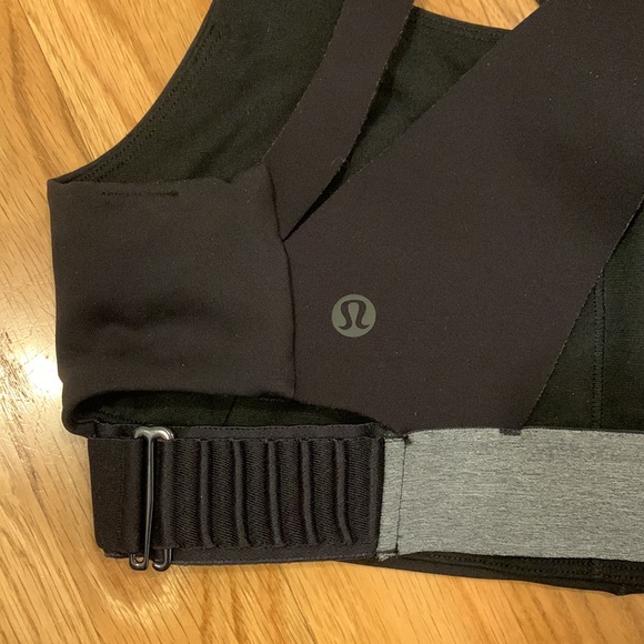 Lululemon Lab Esker Bra Black 6 - Picture 7 of 7